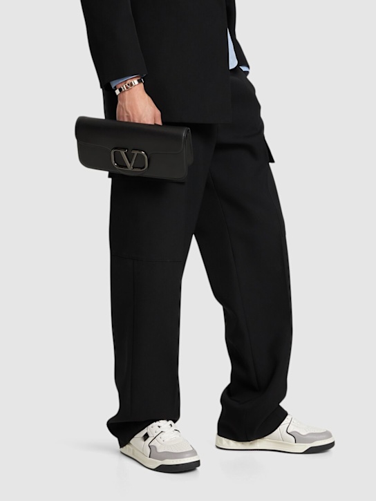 Valentino Garavani: Baskets mi-hautes en cuir - men_1 | Luisa Via Roma