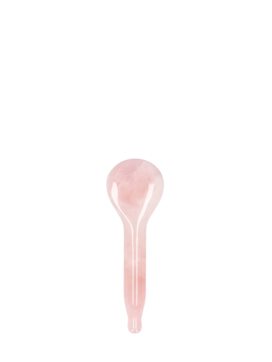 Lanshin: Sculpting rose quartz spoon - beauty-men_0 | Luisa Via Roma