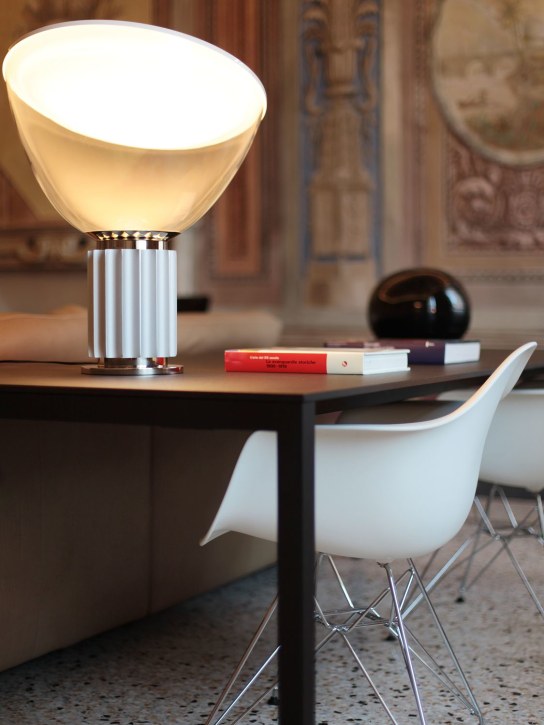 Flos: Petite lampe de table à LED Taccia Silver - Argent - ecraft_1 | Luisa Via Roma