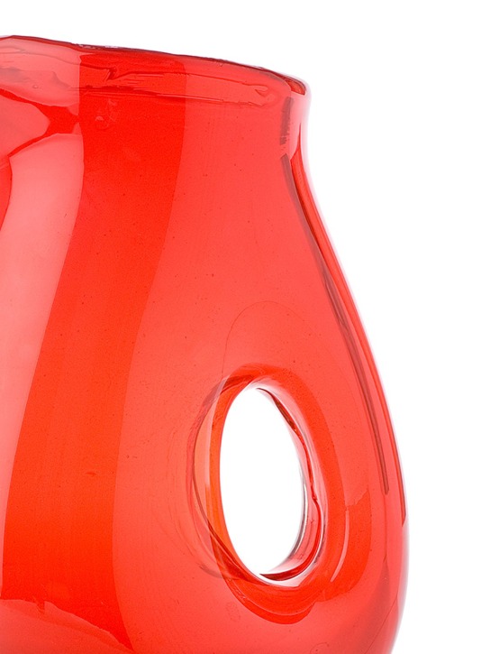 Polspotten: Jug With A Hole pitcher - Red - ecraft_1 | Luisa Via Roma