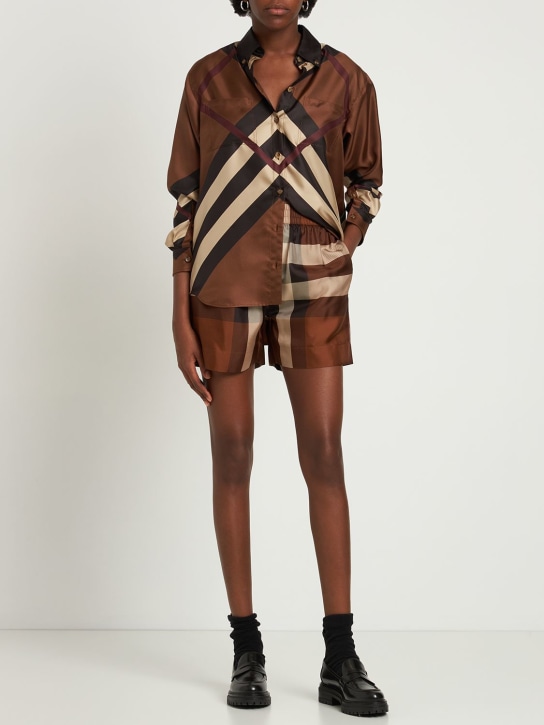 Burberry: Tawney Check silk twill shorts - Dark Birch Brow - women_1 | Luisa Via Roma