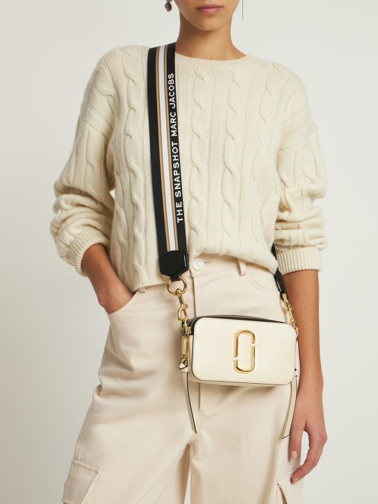 Marc Jacobs: The Medium Snapshot leather shoulder bag - New Cloud - women_1 | Luisa Via Roma