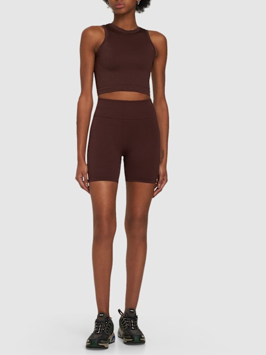 Prism Squared: 螺纹机车短裤 - 棕色 - women_1 | Luisa Via Roma