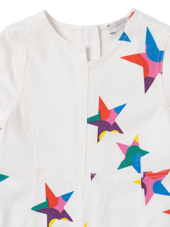 Stella McCartney Kids: KLEID AUS BIO-DENIM MIT STERNDRUCK - Weiß/Multi - kids-girls_1 | Luisa Via Roma