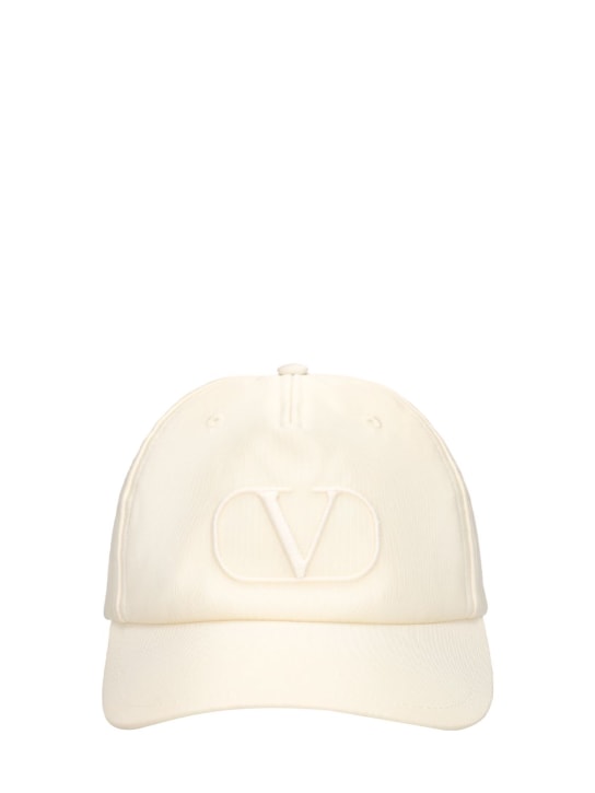 Valentino Garavani: Vlogo Signature baseball hat - Ivory - men_0 | Luisa Via Roma