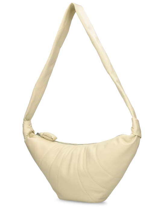 Lemaire: Croissant中号粒面皮革单肩包 - women_1 | Luisa Via Roma