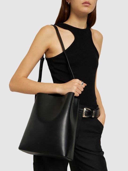 Aesther Ekme: Sac Bucket smooth leather shoulder bag - Black - women_1 | Luisa Via Roma