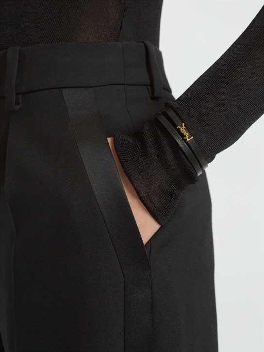 Saint Laurent: Bracelet en cuir à monogramme - Noir - women_1 | Luisa Via Roma