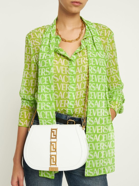 Versace: Grand sac en cuir Greca Goddess - Blanc Optique - women_1 | Luisa Via Roma