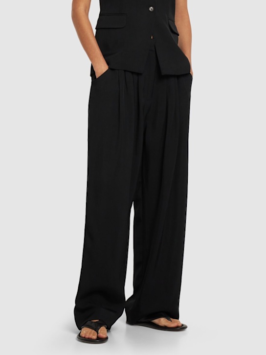 BY FAR: 10mm Dasha leather thong sandals - Black - women_1 | Luisa Via Roma