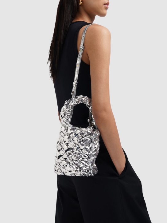 Bottega Veneta: Bolso bucket mini Kalimero de piel - Plata - women_1 | Luisa Via Roma