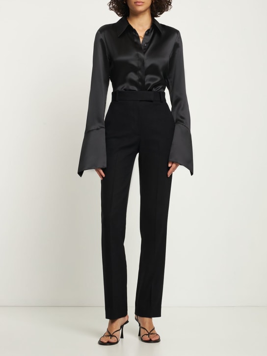 Bite Studios: Twisted cuff organic silk shirt - Black - women_1 | Luisa Via Roma