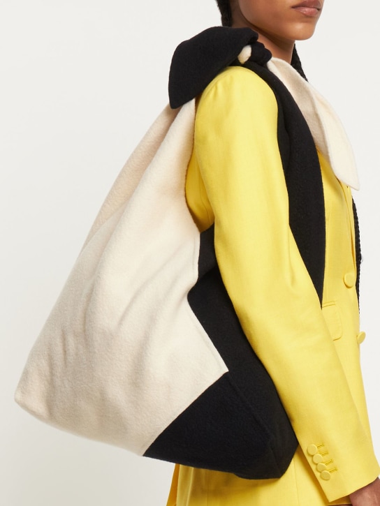 Gabriela Hearst: Hildegard two tone cashmere tote bag - Black/Ivory - women_1 | Luisa Via Roma