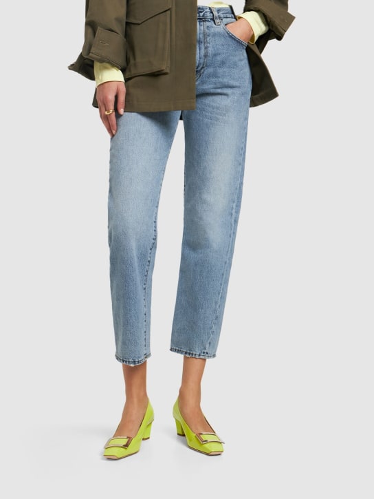 Roger Vivier: 45mm Belle Vivier patent leather pumps - Neon Green - women_1 | Luisa Via Roma