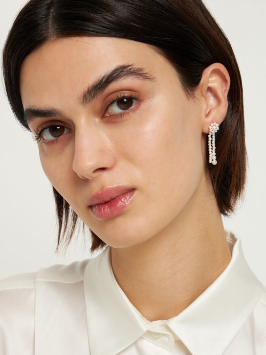 Sophie Bille Brahe: Promenade de Fleur 14kt & pearl earrings - Pearl - women_1 | Luisa Via Roma