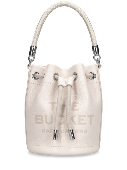 Marc Jacobs: Bolso bucket The Mini de piel - Cotton/Silver - women_0 | Luisa Via Roma