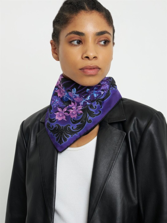 Silk twill orchid print foulard - Versace - Women | Luisaviaroma