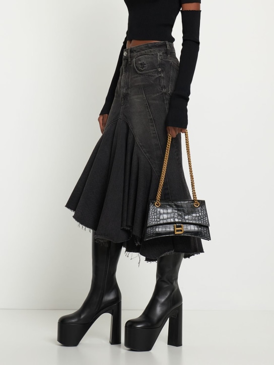 Balenciaga: Petit sac en cuir embossé avec chaîne Crush - Noir - women_1 | Luisa Via Roma