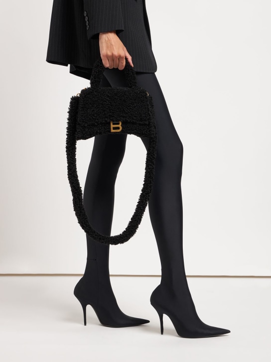 Balenciaga: Bolso de mano XS Furry Hourglass con asa - Negro - women_1 | Luisa Via Roma