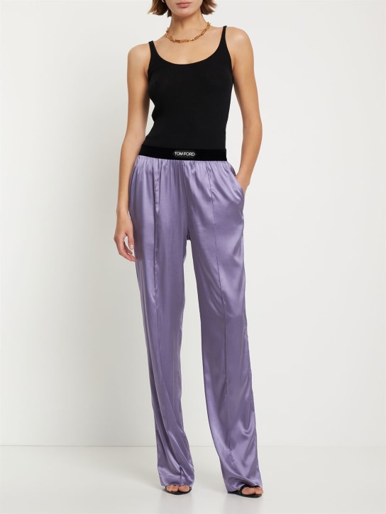 Tom Ford: Pantalones de pijama de satén de seda con logo - Lila - women_1 | Luisa Via Roma