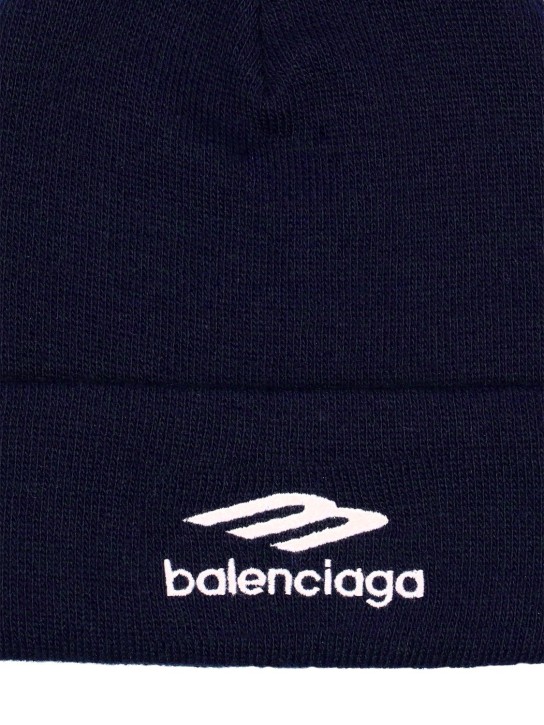 Balenciaga: Cappello beanie Sports Icon - Navy/Bianco - men_1 | Luisa Via Roma