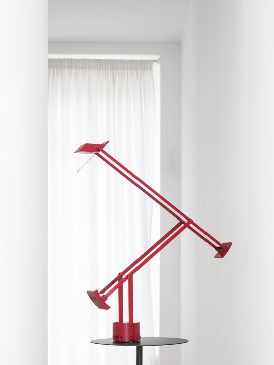 Artemide: Tizio 35 table lamp - Rosso - ecraft_2 | Luisa Via Roma