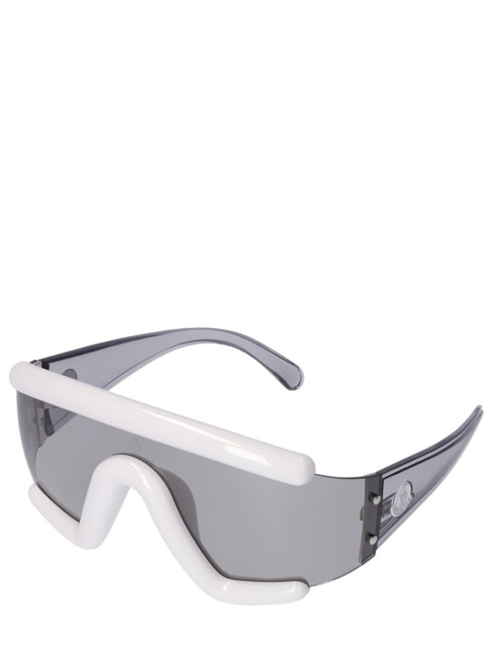 Moncler: Lancer sunglasses - White/Smoke - women_1 | Luisa Via Roma
