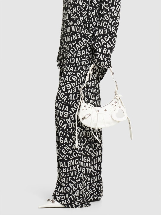 Balenciaga: XS Schultertasche aus Denim "Le Cagole" - Optisches Weiß - women_1 | Luisa Via Roma