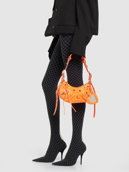 Balenciaga: XS Le Cagole皮革单肩包 - 荧光橙 - women_1 | Luisa Via Roma