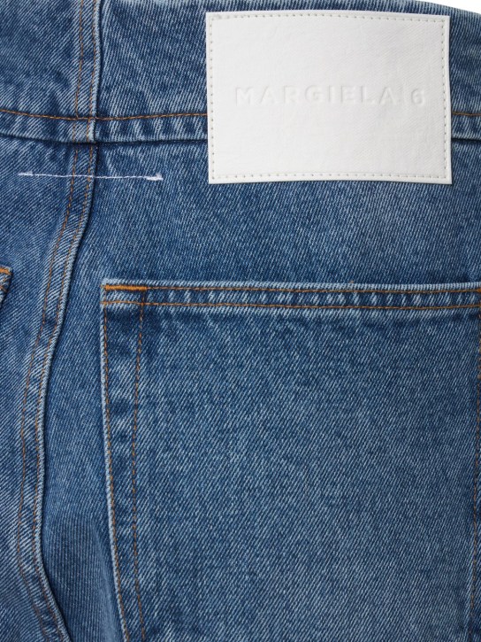 MM6 Maison Margiela: Jeans dritti in denim di cotone distressed - Blu - women_1 | Luisa Via Roma