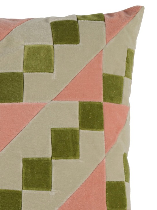 Christina Lundsteen: Addison cushion - Green/Pink - ecraft_1 | Luisa Via Roma