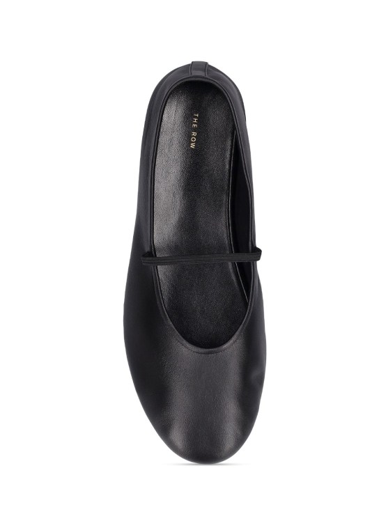 The Row: 10毫米Elastic Ballet皮革平底鞋 - 黑色 - women_4 | Luisa Via Roma