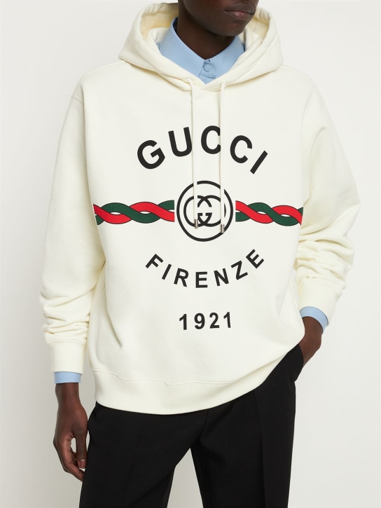 Gucci: Hoodie aus Baumwolle „Gucci Firenze 1921“ - Weiß - men_1 | Luisa Via Roma