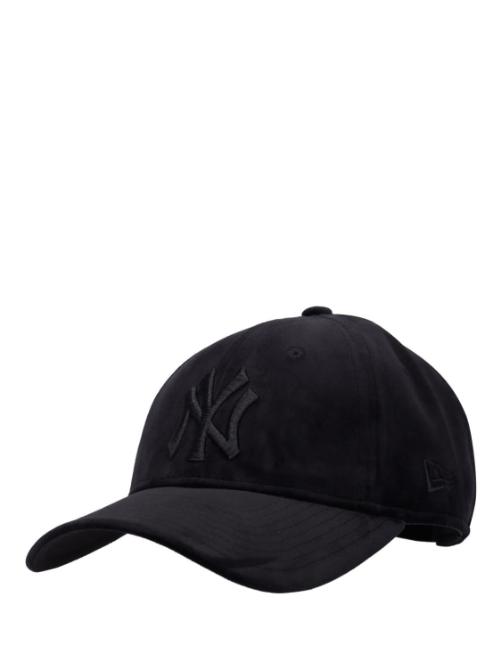 New Era: 9Forty NY Yankees天鹅绒帽子 - men_1 | Luisa Via Roma