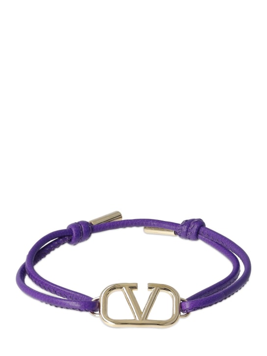Valentino Garavani: V logo皮革滑扣手链 - Electric Violet - women_0 | Luisa Via Roma