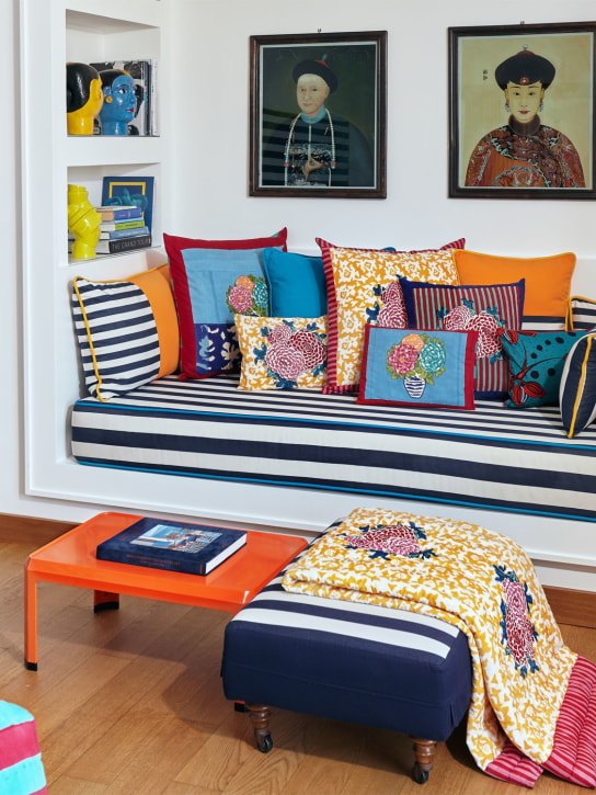 LISA CORTI: Arabesque Corolla baby pillow - ecraft_1 | Luisa Via Roma