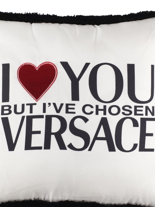 Versace: Cojín Love Versace - Blanco/Negro/Rojo - ecraft_1 | Luisa Via Roma