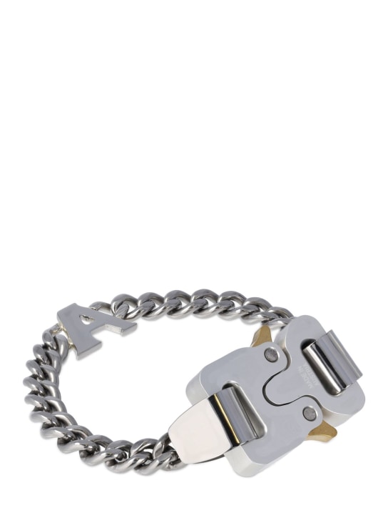 1017 Alyx 9sm: A logo charm buckle bracelet - Silver - men_1 | Luisa Via Roma