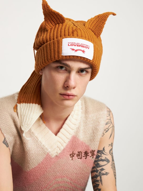 Chunky fox ears ラムウールビーニーキャップ - Charles Jeffrey LOVERBOY - メンズ | Luisaviaroma