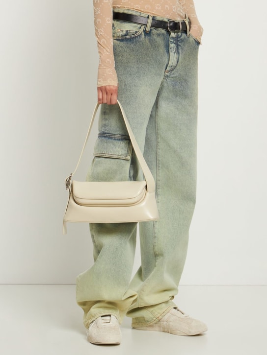 Osoi: Folder Brot皮革单肩包 - 奶油色 - women_1 | Luisa Via Roma