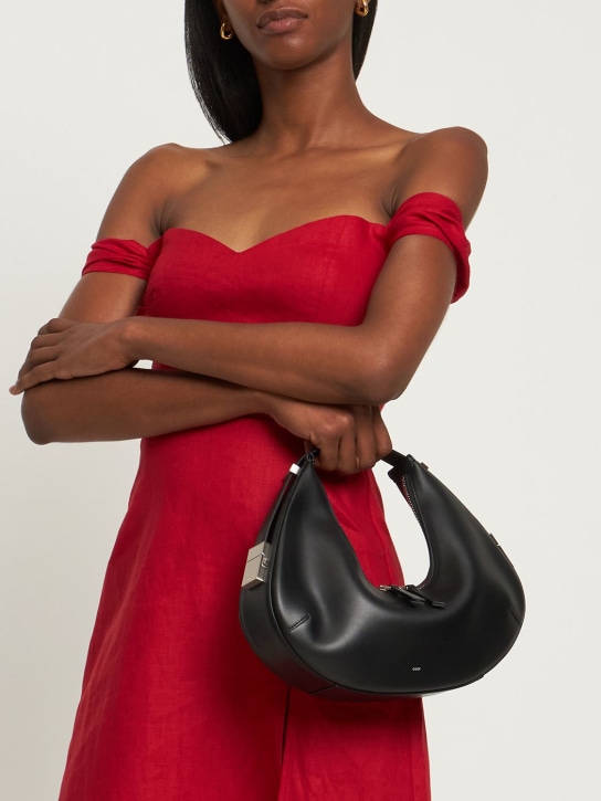 Osoi: Toni hobo leather shoulder bag - Black - women_1 | Luisa Via Roma