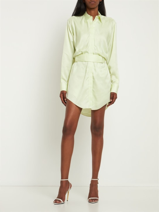 Brandon Maxwell: Robe chemise en satin avec ceinture The Vera - Vert Clair - women_1 | Luisa Via Roma