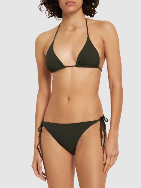 Toteme: Top bikini a triangolo / laccini intrecciati - Verde Scuro - women_1 | Luisa Via Roma
