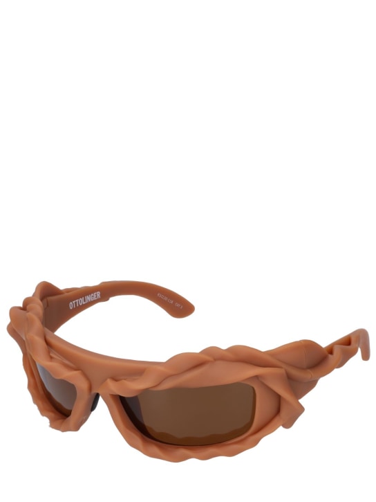 Ottolinger: 3D twisted frame sunglasses - Brown - men_1 | Luisa Via Roma