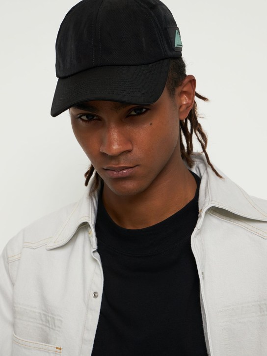 Oamc: ナイロンキャップ - ブラック - men_1 | Luisa Via Roma