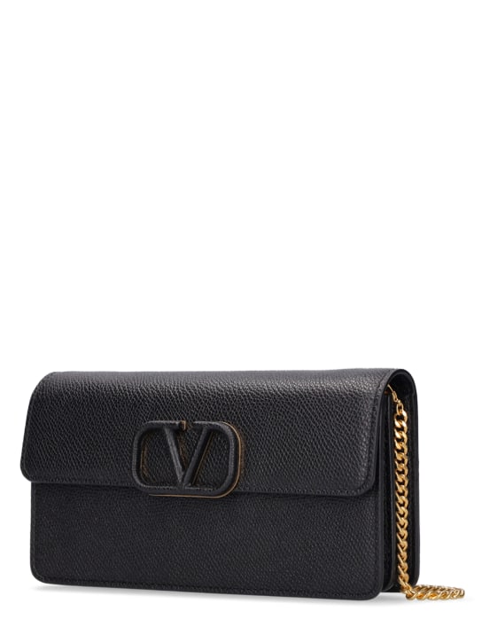 Valentino Garavani: Vlogo leather wallet w/chain - Black - women_2 | Luisa Via Roma