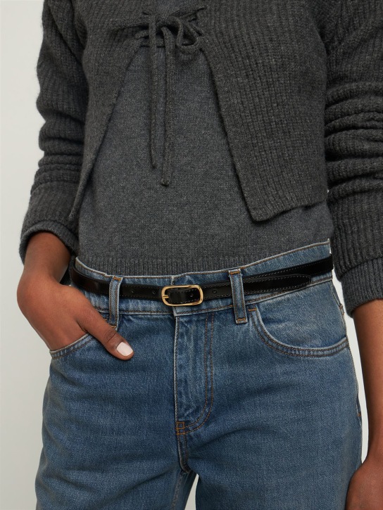 Toteme: 1.5cm Slim leather belt w/ oval buckle - Siyah - women_1 | Luisa Via Roma