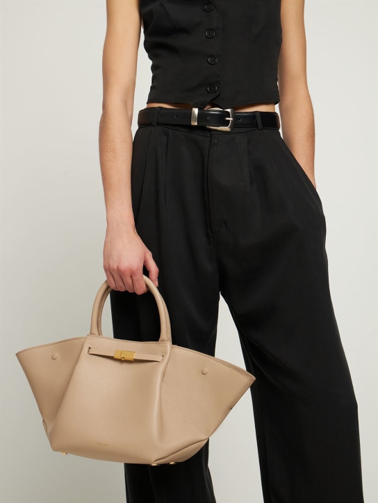 DeMellier: Midi New York grain leather tote bag - women_1 | Luisa Via Roma
