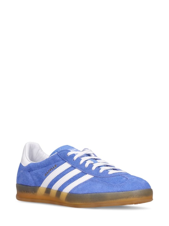 adidas Originals: Gazelle Indoor sneakers - Blufus/Ftwwht - men_1 | Luisa Via Roma