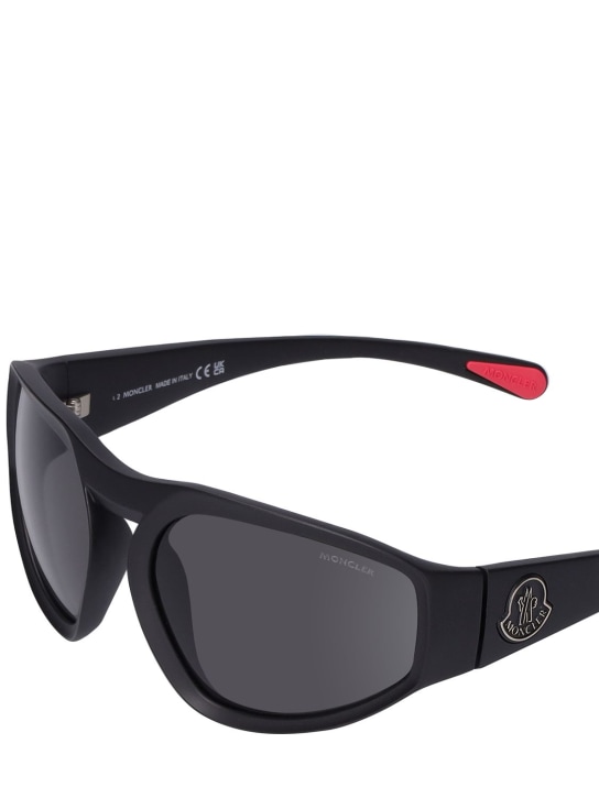 Moncler: Pentagra futuristic shape sunglasses - Black/Smoke - men_1 | Luisa Via Roma